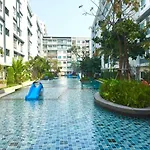 The Trust Condo Huahin By Petcharat